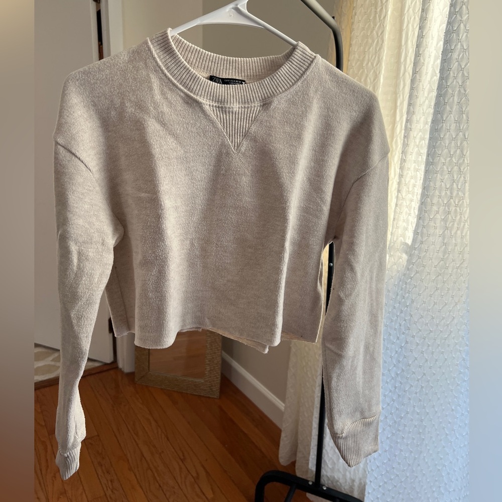 sweatshirt cropped